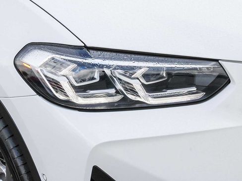 Used 2023 BMW X3 xDrive30i w/ Convenience Package w/ZPA AWD/4WD image 4