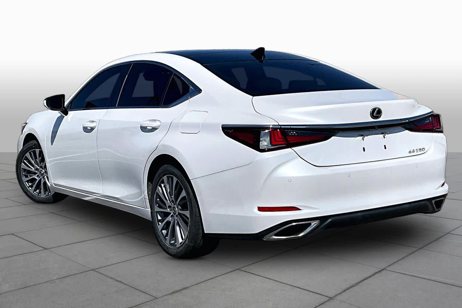Used 2019 Lexus ES 350 w/ Premium Package FWD image 11