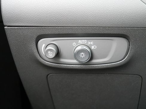 Used 2025 Buick Encore GX Preferred image 26