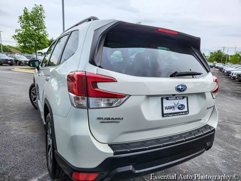 Certified 2023 Subaru Forester Premium AWD/4WD image 6