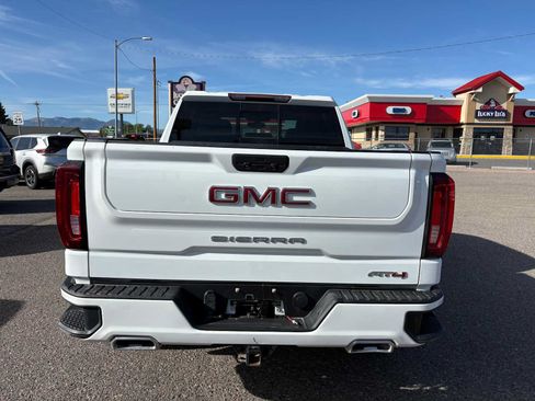 Used 2021 GMC Sierra 1500 AT4 w/ AT4 Preferred Package AWD/4WD image 4