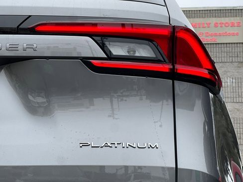 New 2026 Toyota Grand Highlander AWD Hybrid image 8