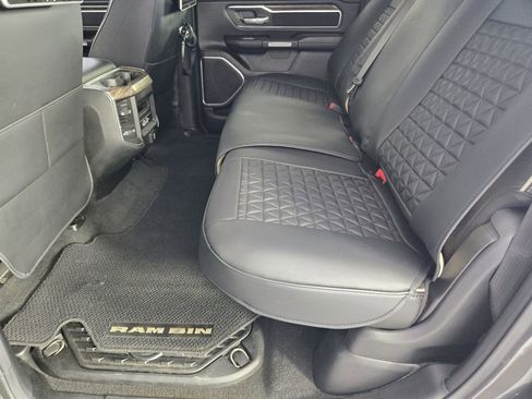 Used 2019 RAM 1500 Laramie image 24