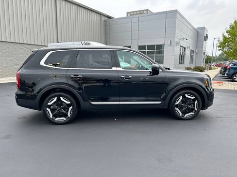 Certified 2024 Kia Telluride S w/ S Sunroof Package AWD/4WD image 6