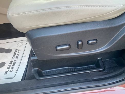 Used 2018 Ford Escape SEL AWD/4WD image 27