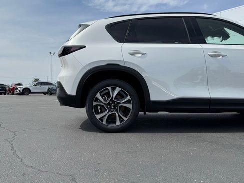 New 2026 MAZDA CX-5 Preferred image 10