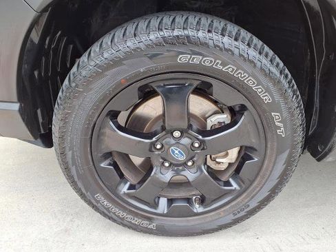 Used 2025 Subaru Forester Wilderness w/ Convenience Package image 22