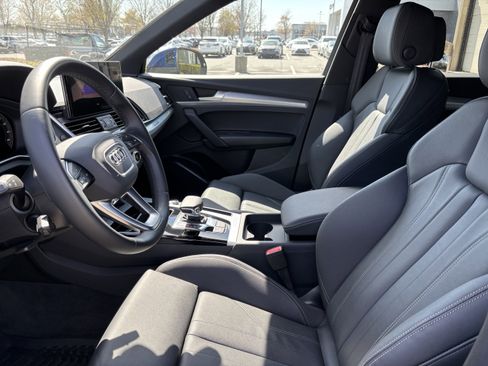 Certified 2025 Audi Q5 2.0T Premium AWD/4WD image 16