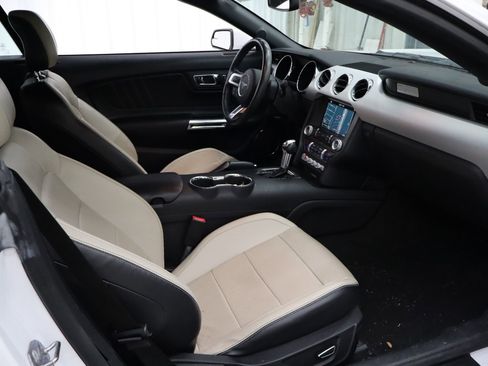 Certified 2017 Ford Mustang Premium image 26