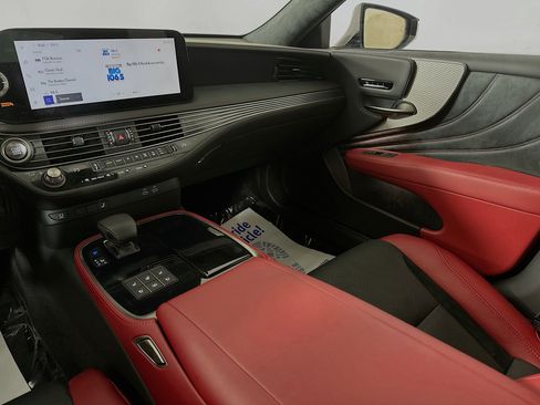 Used 2025 Lexus LS 500 F Sport image 23