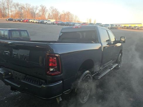 Used 2025 RAM 2500 Big Horn AWD/4WD image 5
