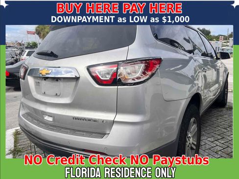 Used 2015 Chevrolet Traverse LT FWD image 6