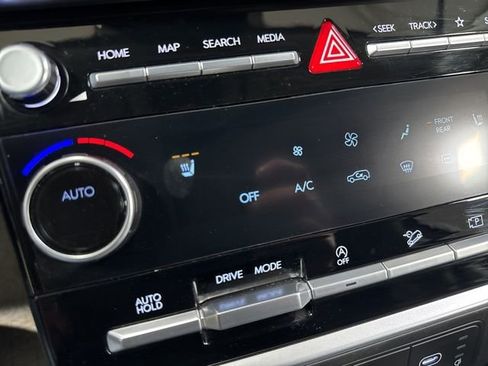 Used 2026 Hyundai Santa Fe SEL FWD image 4