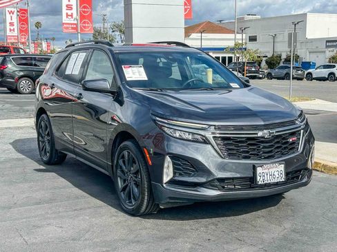 Used 2022 Chevrolet Equinox RS w/ LPO, Cargo Package FWD image 4