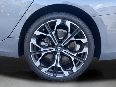 Certified 2026 BMW 330i Sedan w/ Premium Package RWD image 34