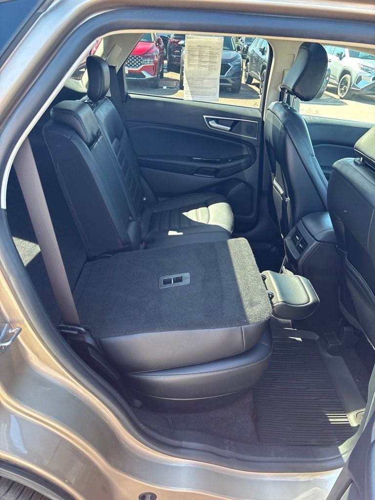 Used 2020 Ford Edge SEL w/ Convenience Package AWD/4WD image 30