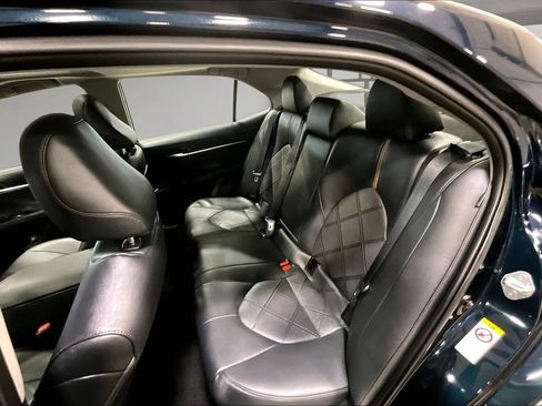 Used 2018 Toyota Camry XLE w/ Audio Package FWD image 22