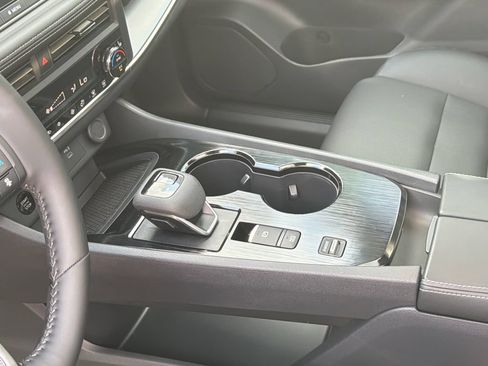 Certified 2026 Nissan Rogue Dark Armor FWD image 24