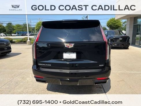 Used 2021 Cadillac Escalade Sport Platinum AWD/4WD image 3