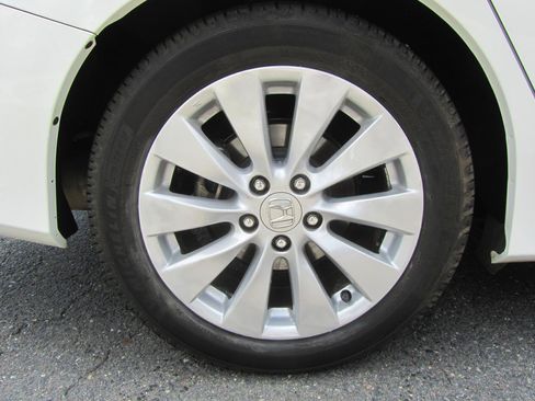 Used 2015 Honda Accord EX-L image 26