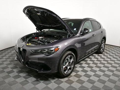 New 2025 Alfa Romeo Stelvio Sprint w/ Convenience Package image 32