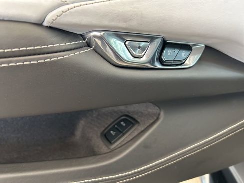 Used 2025 Chevrolet Corvette Z06 image 44