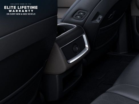 New 2026 Kia Carnival EX FWD image 27