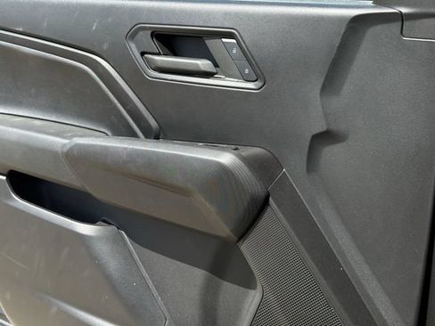 Used 2024 Chevrolet Colorado Trail Boss w/ Technology Package AWD/4WD image 27