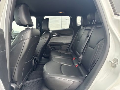 Used 2024 Jeep Compass Latitude image 15