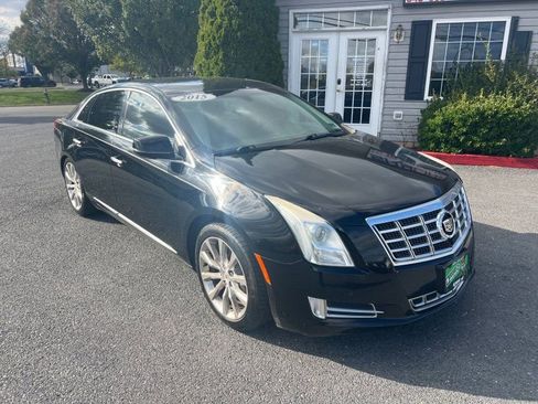 Used 2015 Cadillac XTS Luxury image 2
