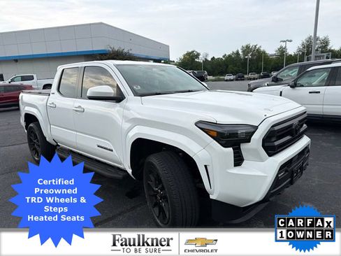 Used 2024 Toyota Tacoma SR5 AWD/4WD image 1