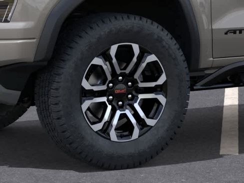 New 2026 GMC Canyon AT4 w/ Nightfall Edition AWD/4WD image 9