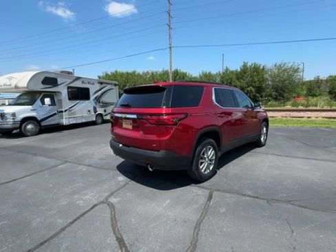 Used 2023 Chevrolet Traverse LT AWD/4WD image 8