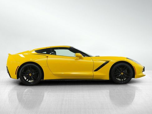 Used 2014 Chevrolet Corvette Stingray Coupe RWD image 6