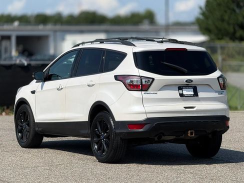 Used 2017 Ford Escape Titanium w/ Canadian Touring Package AWD/4WD image 10
