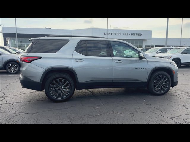 Certified 2023 Chevrolet Traverse RS w/ LPO, Floor Liner Package AWD/4WD image 9