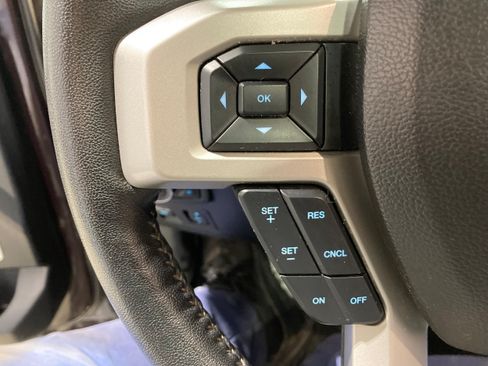 Used 2018 Ford F150 Lariat AWD/4WD image 30