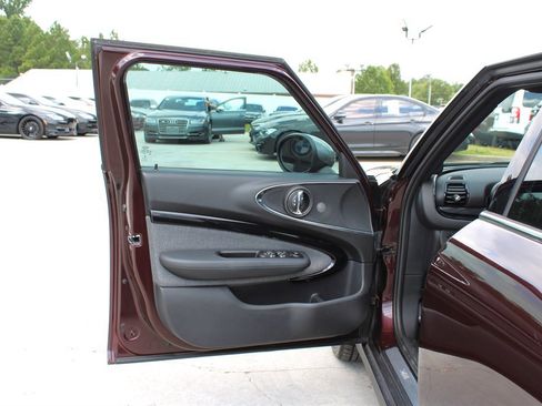 Used 2016 MINI Cooper Clubman image 28