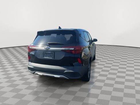 Used 2021 Kia Seltos LX AWD/4WD image 7