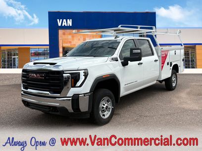 New 2025 GMC Sierra 2500 Pro w/ Convenience Package