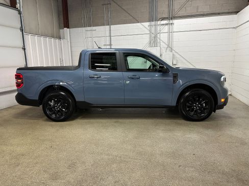 Used 2024 Ford Maverick Lariat w/ Black Appearance Package image 5