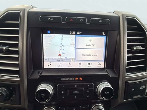 Used 2018 Ford F150 Limited w/ Trailer Tow Package image 14