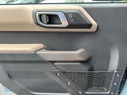 Used 2022 Ford Bronco Wildtrak image 37