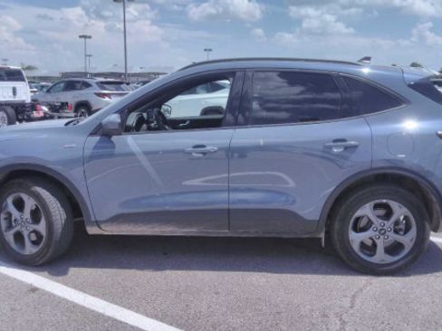 Used 2025 Ford Escape ST-Line Select AWD/4WD image 8