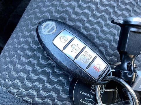 Used 2017 Nissan Leaf S w/ Charge Package image 12