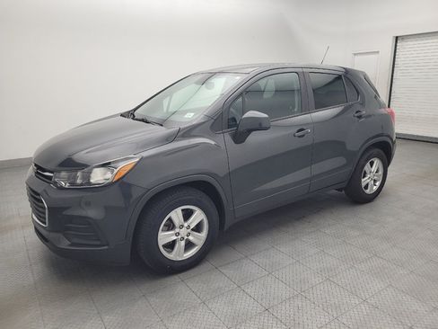 Used 2020 Chevrolet Trax LS w/ Tint and Cruise Package FWD image 2