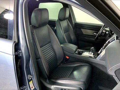 Used 2020 Land Rover Discovery Sport SE R-Dynamic AWD/4WD image 6