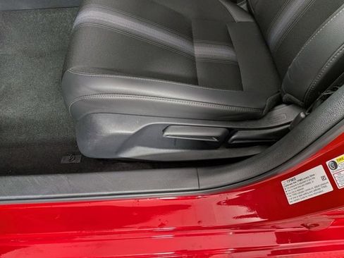 Used 2023 Honda Civic Sport image 14