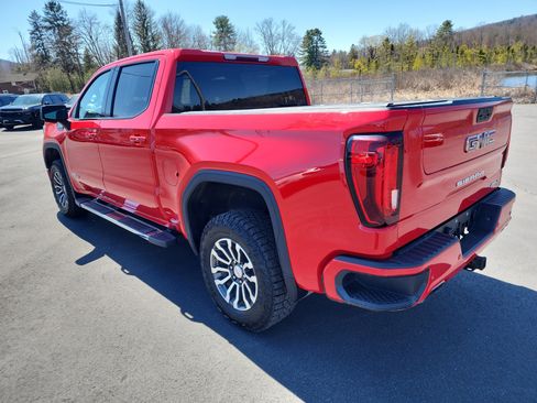 Certified 2022 GMC Sierra 1500 AT4 w/ Driver Alert Package II image 6