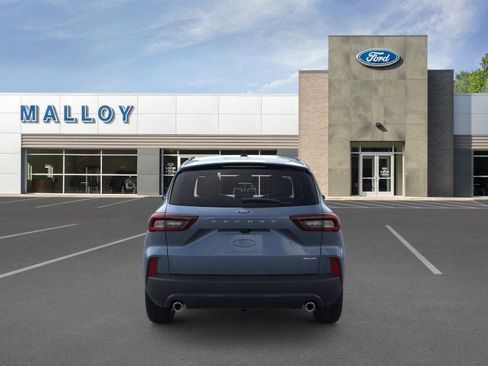 Used 2026 Ford Escape ST-Line w/ Cold Weather Package image 5